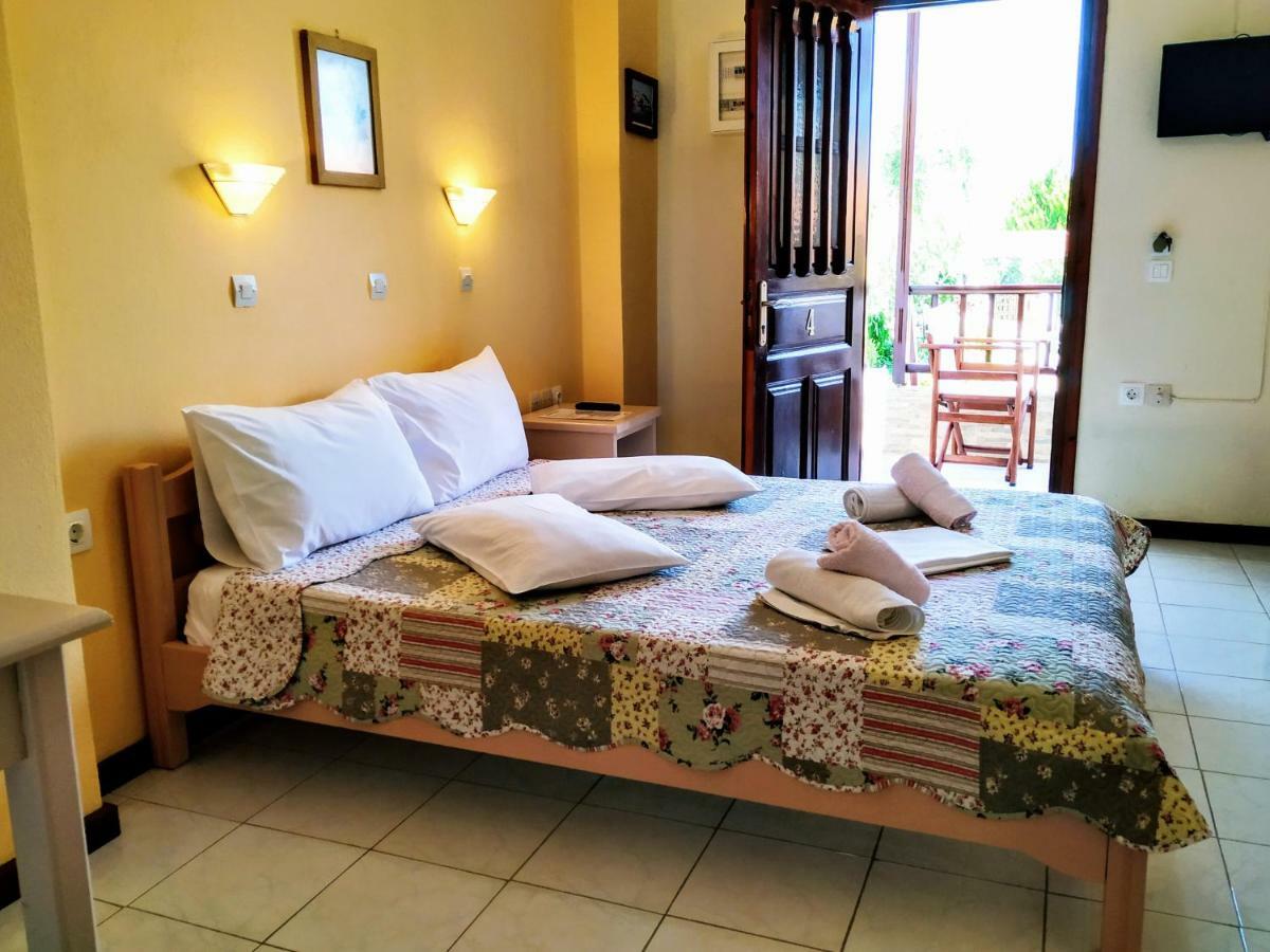 Studios Filippos Bandar Skopelos Luaran gambar