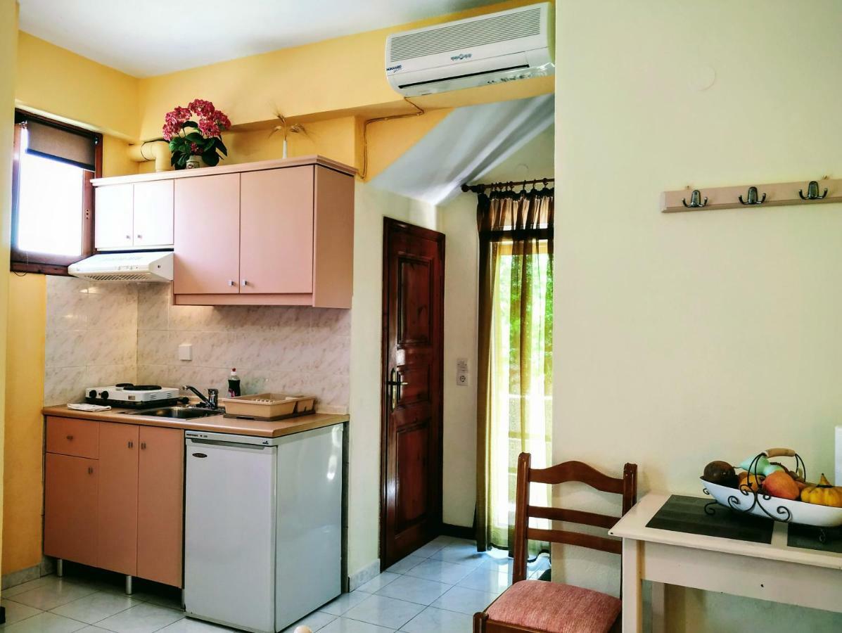 Studios Filippos Bandar Skopelos Luaran gambar