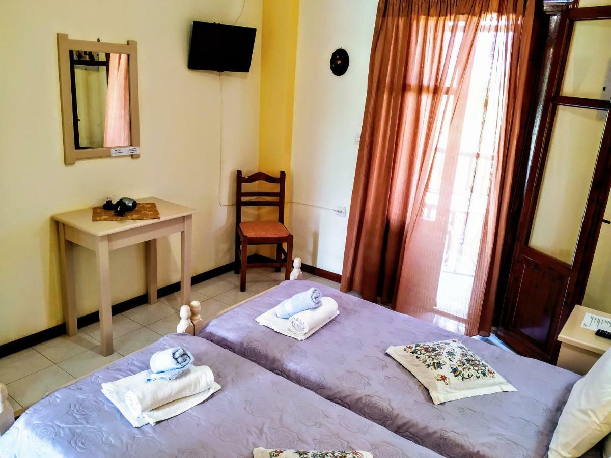 Studios Filippos Bandar Skopelos Luaran gambar